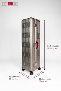 La valise grande taille XL de chez Eliteshell, avec les dimensions illustrées : Extérieur – 32.5 x 36.5 x 124.5 cm Intérieur – 31 x 33 x 117.5 cm